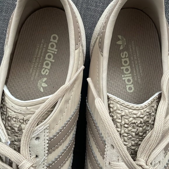 Women's Adidas Originals OG sneakers NEW - Picture 6 of 9